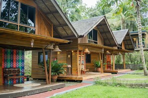 Family Cabin | Front of property