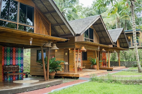 Family Cabin | Front of property