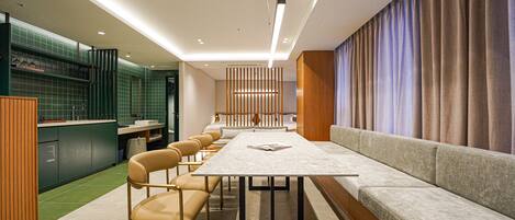 Suite Family | Premium bedding, down comforters, memory foam beds, desk