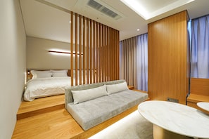 Suite Family | Premium bedding, down comforters, memory foam beds, desk - Hotel Ground27 (Busan)