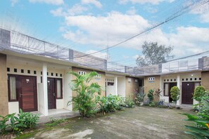 Front of property - Hotel O Penginapan Melati Tanjung Near Kantor Pengamat Pengairan Tanjung (Tanjung)