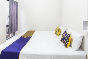 Bed sheets - Hotel O Penginapan Melati Tanjung Near Kantor Pengamat Pengairan Tanjung (Tanjung)