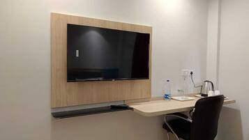 デラックス ダブルルーム ダブルベッド 1 台 | リビング エリア