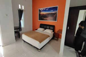 Standard Double Room | Bed sheets