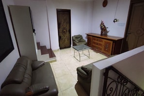Lobby - Hotel O Pondok Almirah (Mamuju)