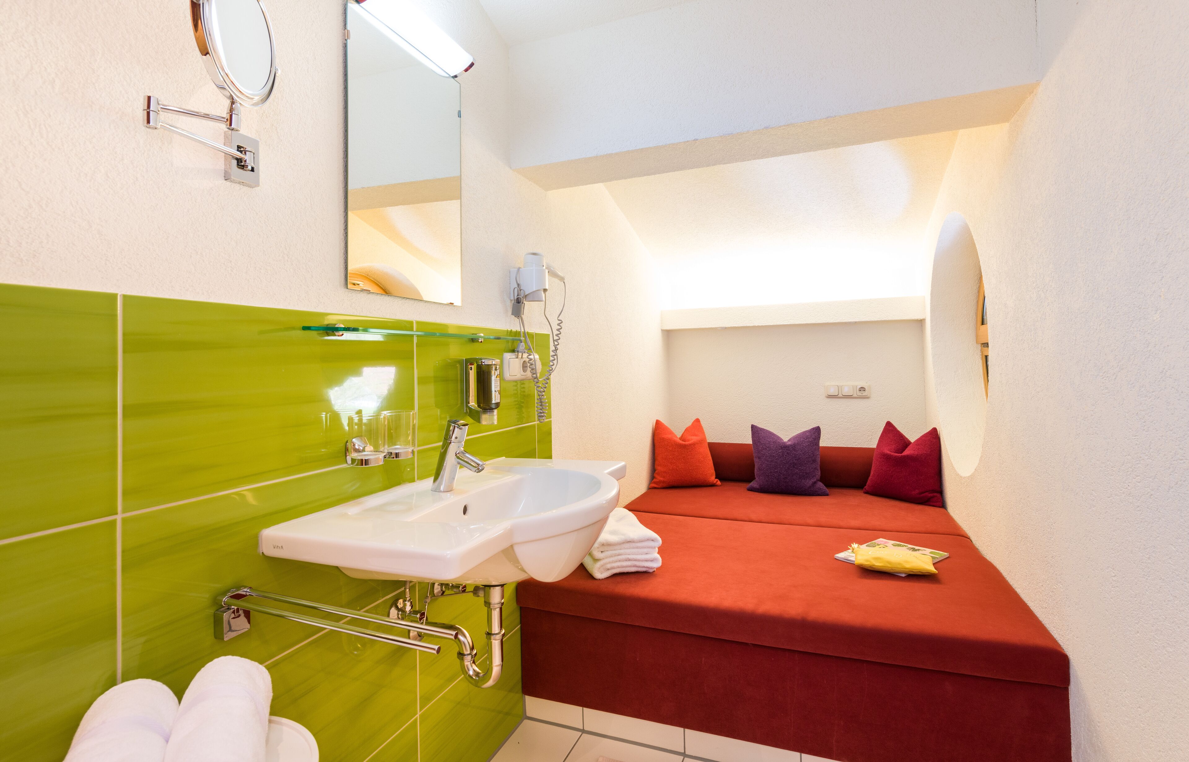 Superior Condo, 2 Bedrooms, Mountain View | Bathroom | Shower, hair dryer, towels, soap