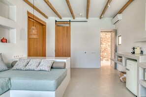 Televisión LED, chimenea, Netflix, servicios de streaming