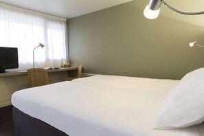 Rom – standard, 2 enkeltsenger | Lydisolert, wi-fi (inkludert) og sengetøy