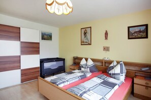 Bedroom - Apartment in Wagrain near Ski Slopes (Wagrain)