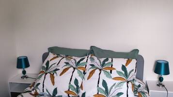 1 chambre, fer et planche Ă repasser, Wi-Fi gratuit, draps fournis