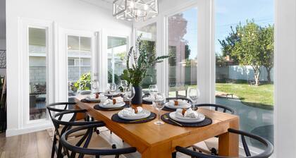 EV Charger L2 Cozy Home short distance to Downtown Riverside