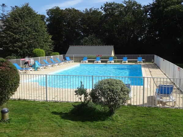 Innenpool, Außenpool