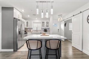 Fridge, microwave, oven, stovetop - Old Town Oasis w/Heated Pool, Hot Tub, & Fire Pit (Scottsdale)