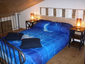 1 bedroom, desk, iron/ironing board, free WiFi