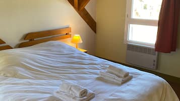 Apartment, 2 Schlafzimmer | Bettwäsche