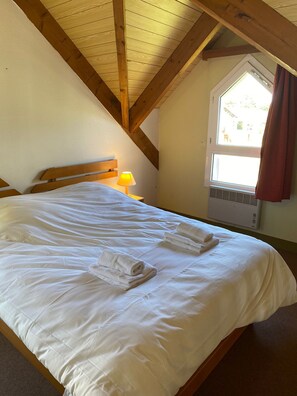 Apartment, 2 Schlafzimmer | Bettwäsche