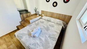 1 makuuhuone, silitysrauta/-lauta, ilmainen Wi-Fi, vuodevaatteet