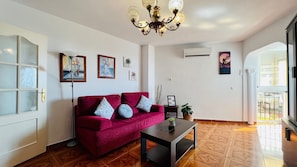 TV - Apartment Avda Faro, Torrox (Torrox Costa)