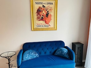 Interior - Studio Apartment near UNM, several hospitals and Nob Hill. (Albuquerque)
