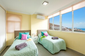 4 chambres, fer et planche à repasser, Wi-Fi gratuit, draps fournis