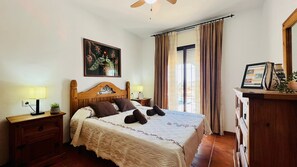 2 bedrooms, free WiFi, bed sheets - Apartment La Fuente At Home (Frigiliana)