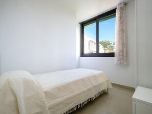 4 bedrooms