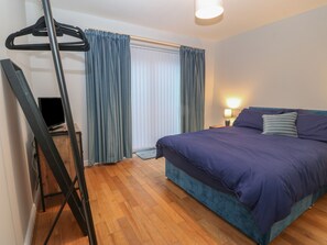 2 bedrooms, individually decorated, individually furnished, free WiFi - Ger Y Lli (Rhosneigr)