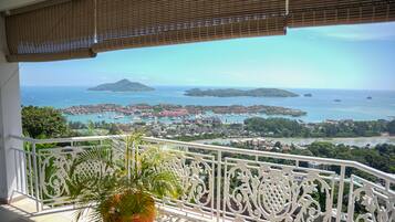 Panoramic Apartment, 1 Queen Bed, Sea View | Balcony view