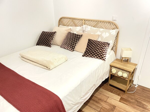 1 bedroom, WiFi, bed sheets