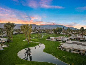 Golf - Monthly Golf Condo with Pool (Indian Wells)