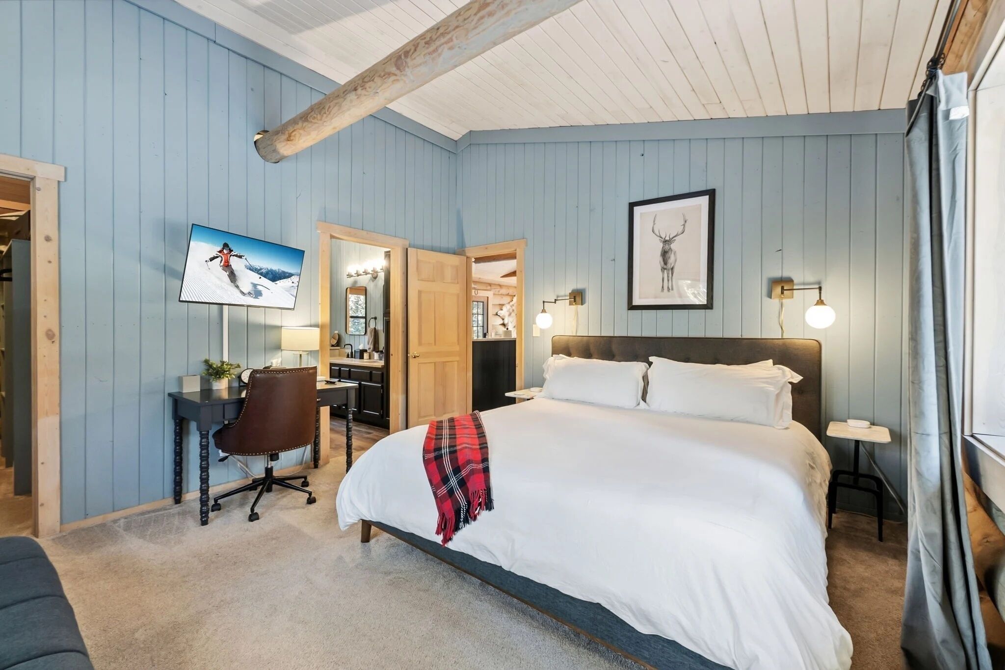 3 bedrooms, desk, iron/ironing board, free WiFi