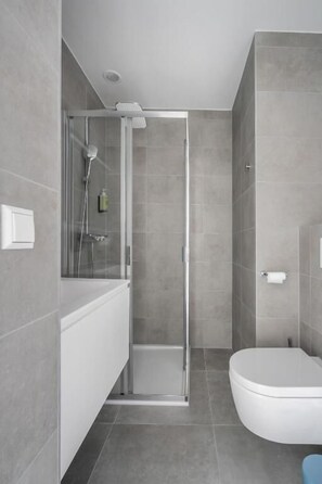Panoramic Apartment | Bathroom - Smartflats - New Yorker (Luxembourg City)