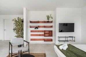 Studiolejlighed | Opholdsområde | Fladskærms-tv