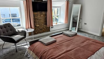 1 bedroom, premium bedding, individually decorated