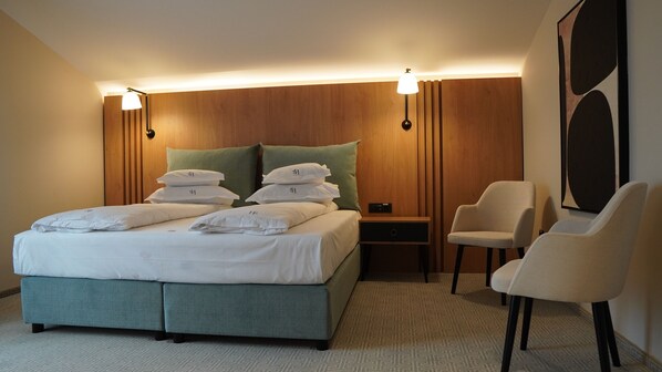 Comfort Apartment | In-room safe, desk, laptop workspace, blackout drapes - Hotel Sorin Mihai (Crizbav)