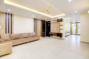 Sảnh tiếp tân