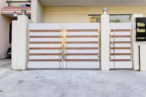 Ngoại thất