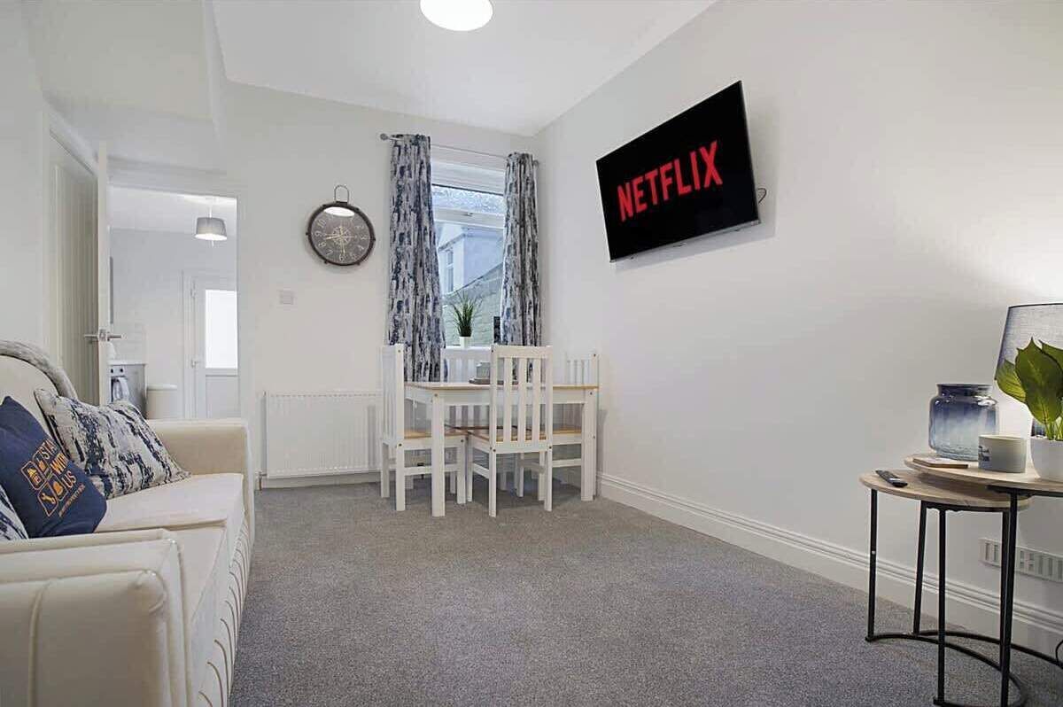 TV