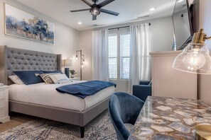 6 soverom, skrivebord, wi-fi og sengetøy