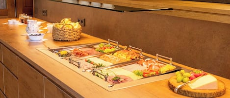 Desayuno buffet incluido todos los días