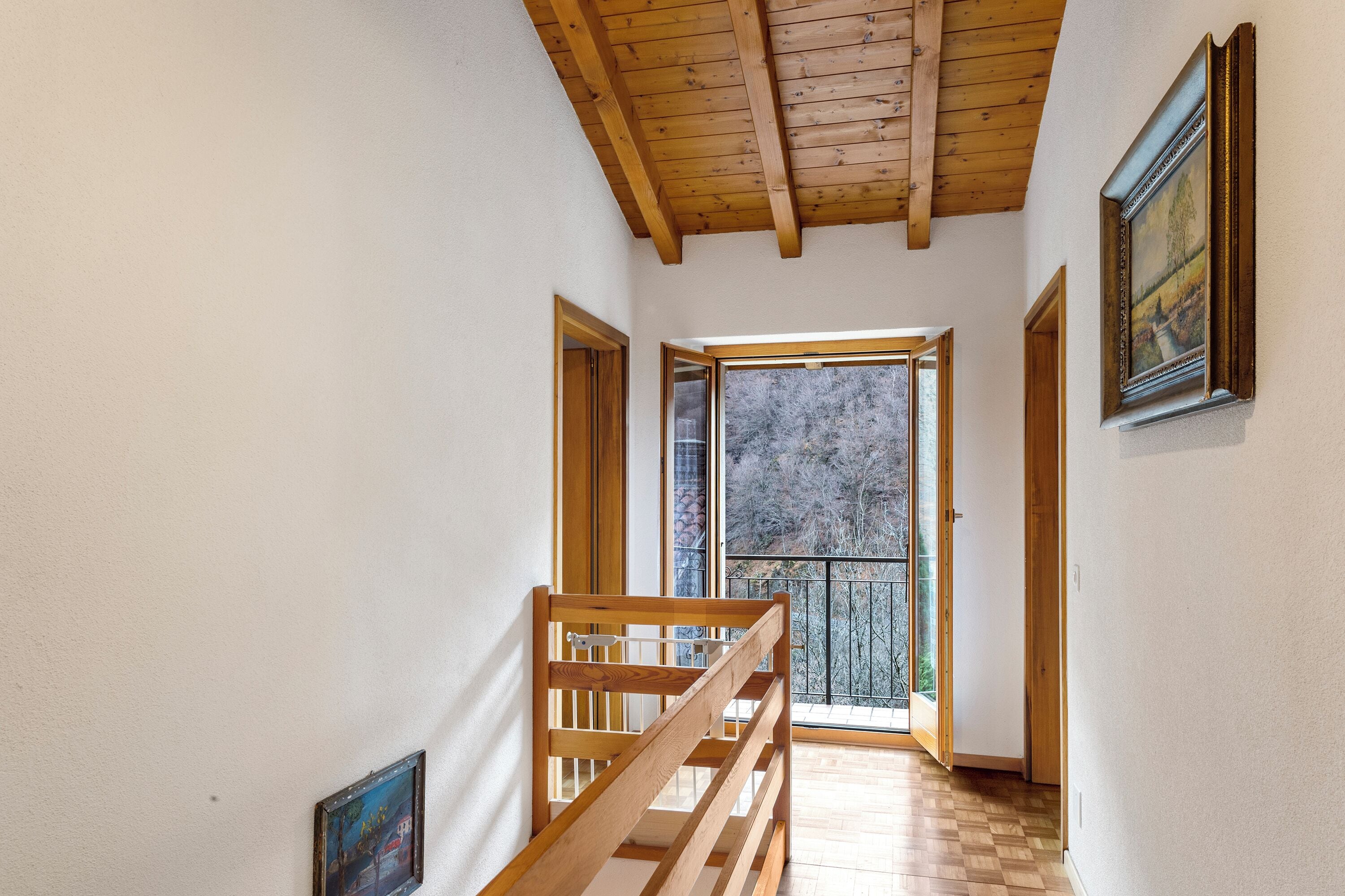Rumah Standar, beberapa kamar, tepi gunung (Casa Lara) | Interior