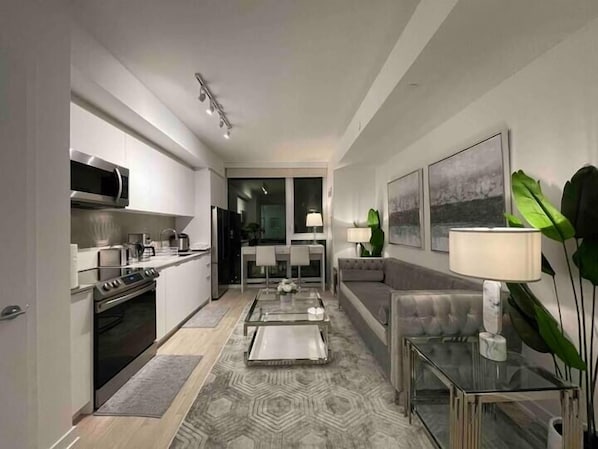 Interior - Luxury Condo King West Entertainment District (Toronto)