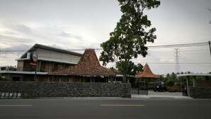 Bahagian luar
