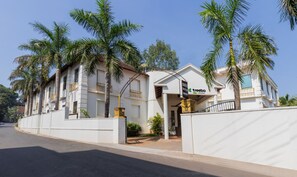 Exterior - Treebo Sadhoo Heritage (Kannur)