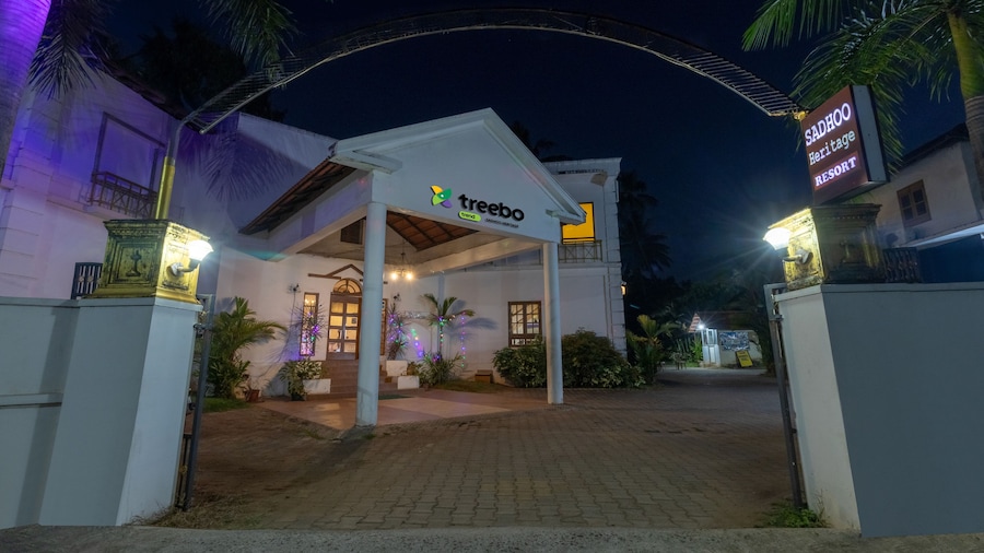 Treebo Sadhoo Heritage