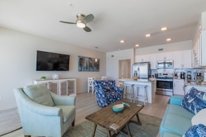Smart TV - Sea Glass 406 by Liquid Life (Gulf Shores)
