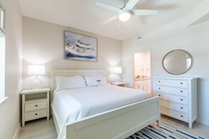 2 bedrooms, iron/ironing board, internet, bed sheets