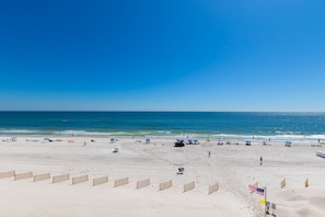 On the beach - Sea Glass 406 by Liquid Life (Gulf Shores)