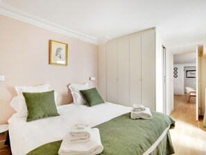 2 Schlafzimmer, Bügeleisen/Bügelbrett, WLAN, Bettwäsche