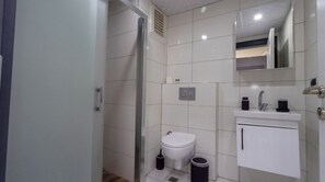 Articles de toilette (gratuits), peignoirs, pantoufles
